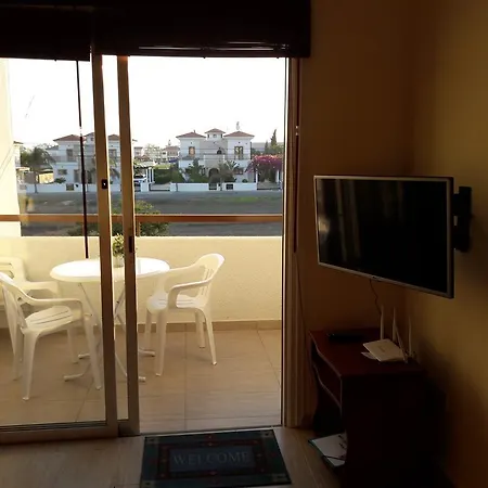Apartment P&a Apts Larnaka